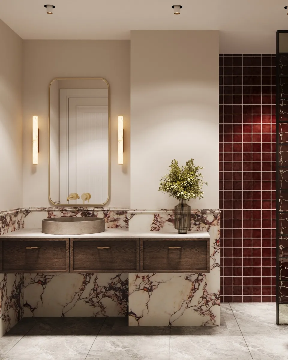 Bordo mozaik duş duvarı ve mermer desenli lavabo tezgahı, Kuleli banyo projesi