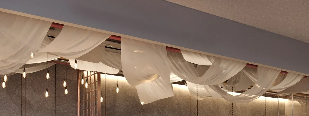 Küçük Cafe Dekorasyon Fikirleri: Butik Kafeler İçin 10 Mimar Önerisi Cafe tavan dekorasyonu, dalgalı beyaz kumaş drape ve sarkıt ampul aydınlatma