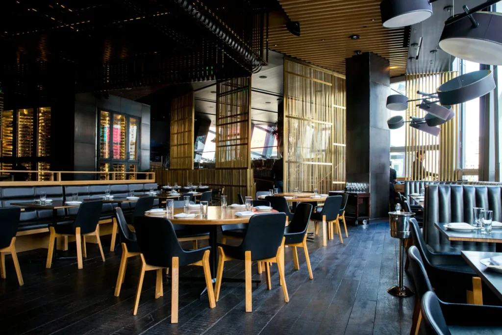Restoran ve cafe iç mimarlık, modern restoran salonu tasarımı